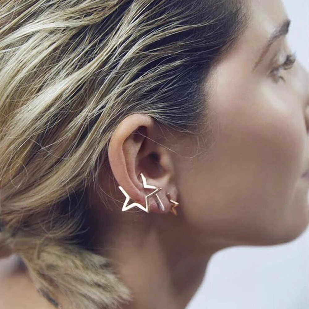 2 Pieces Gold Star Ear Cuffs